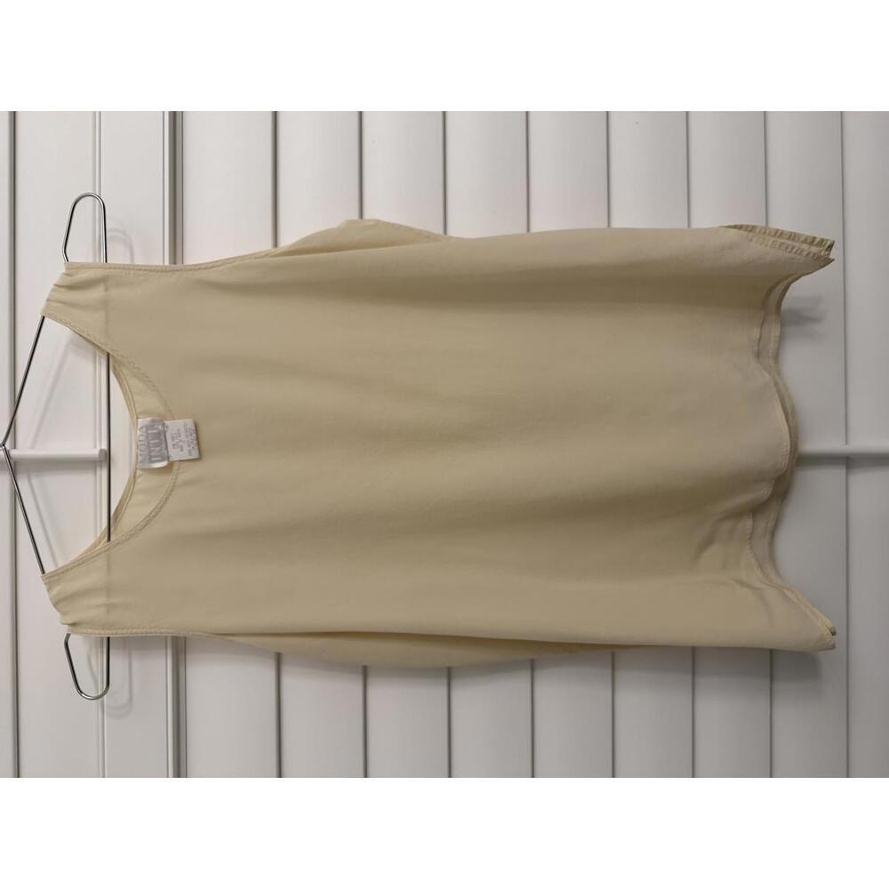 Moda Intl 100% silk cream colored tank blouse size Medium